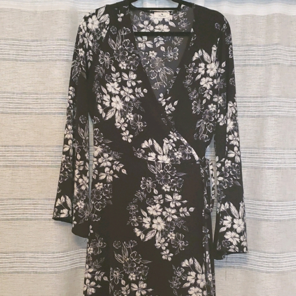Long floral wrap dress with bell sleeves!